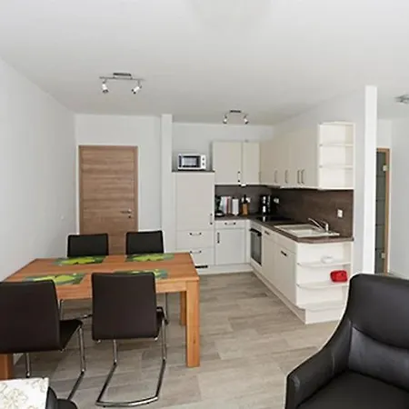 Ferienhaus Jacket's Nest Am Westkaap 3a
